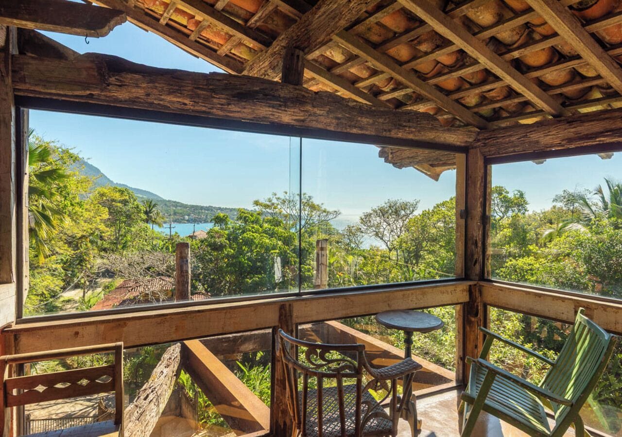 Suite VIP | Minibar, in-room safe, free WiFi, bed sheets