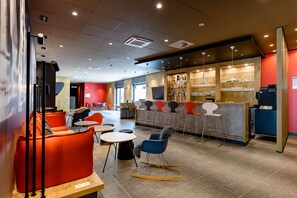 Bar (on property) - ibis Regensburg Zentrum (Regensburg)