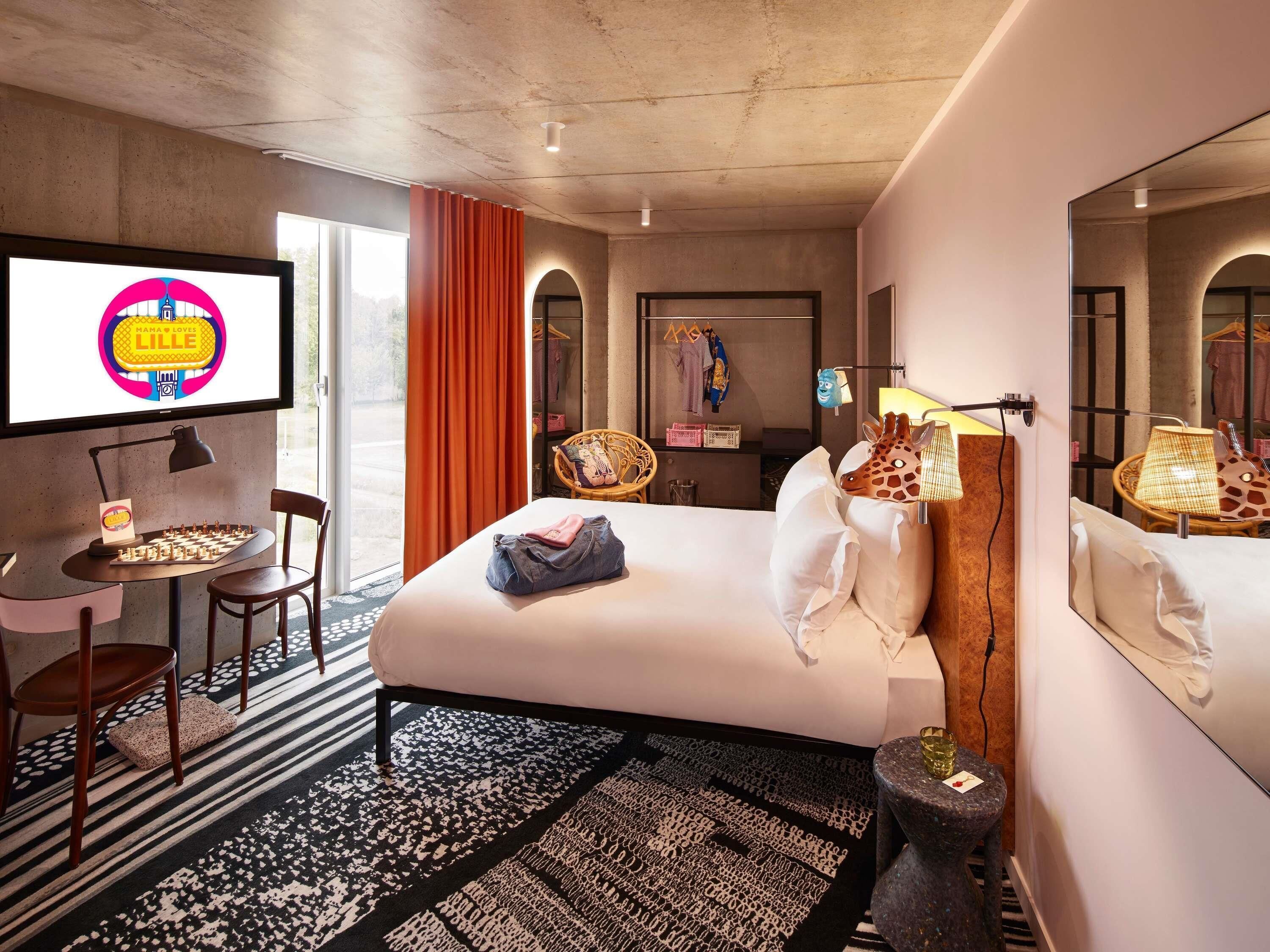 Premium bedding, in-room safe, desk, soundproofing