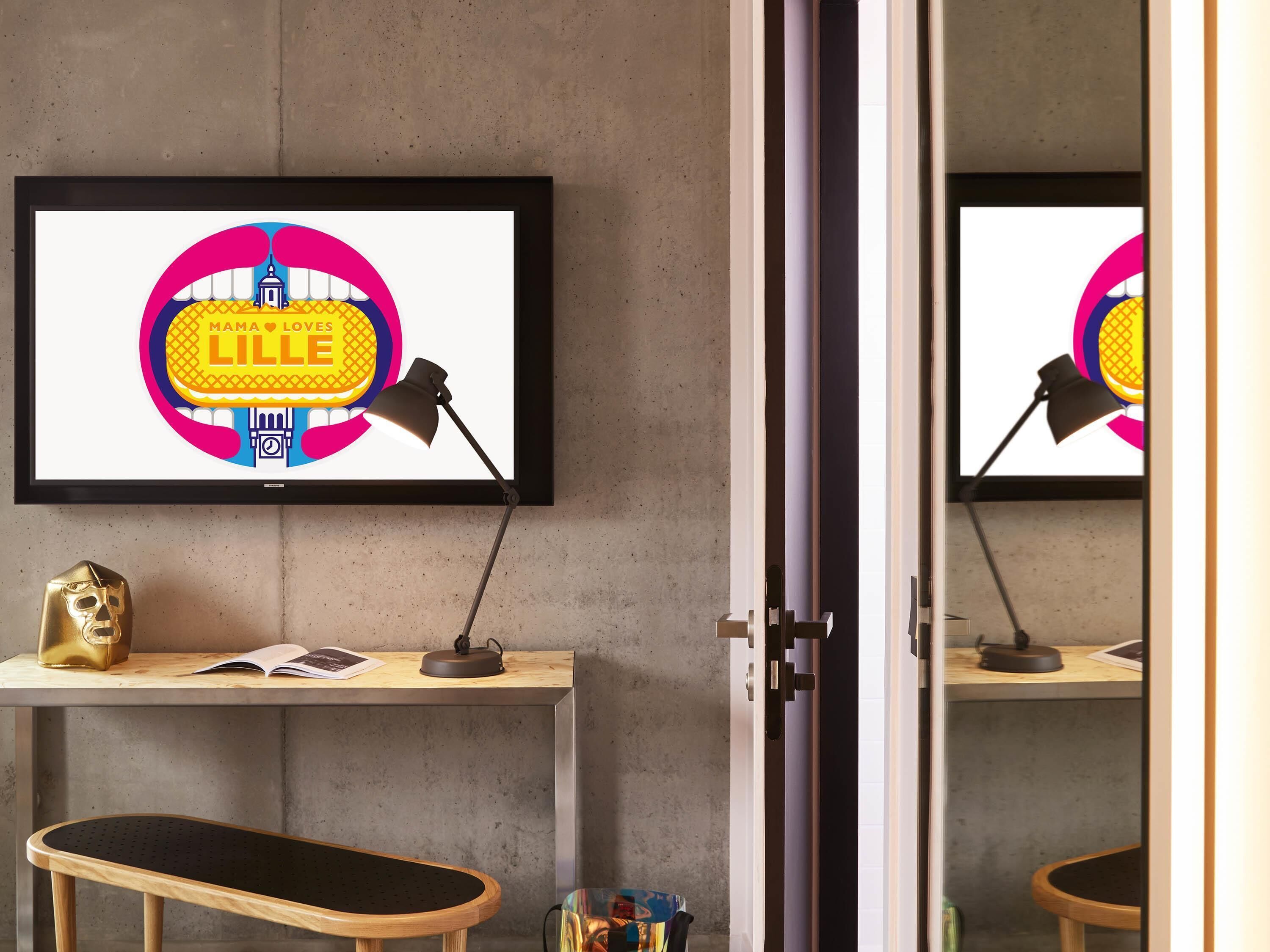 double room, 1 queen bed (large mama) | premium bedding, in-room safe, desk, soundproofing