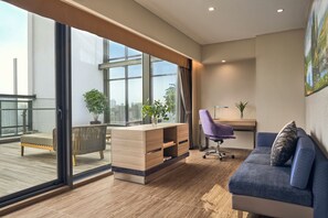 Departamento ejecutivo, 1 cama matrimonial, Terraza | Ropa de cama de alta calidad y minibar 