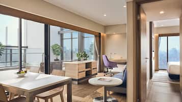 Apartamento executivo, 2 quartos | Área de estar | TV LED 46 polegadas com canais a cabo, TV