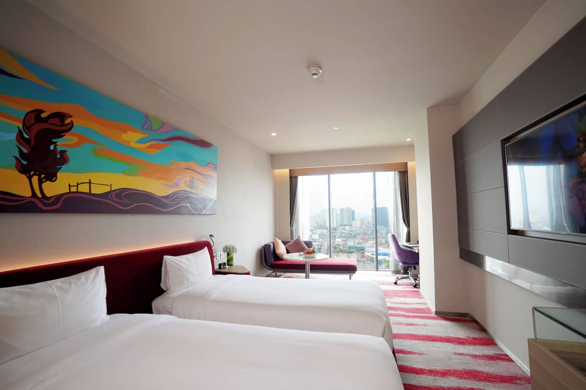 Superior Room, 2 Twin Beds, City View | 1 bedroom, hypo-allergenic bedding, minibar, in-room safe