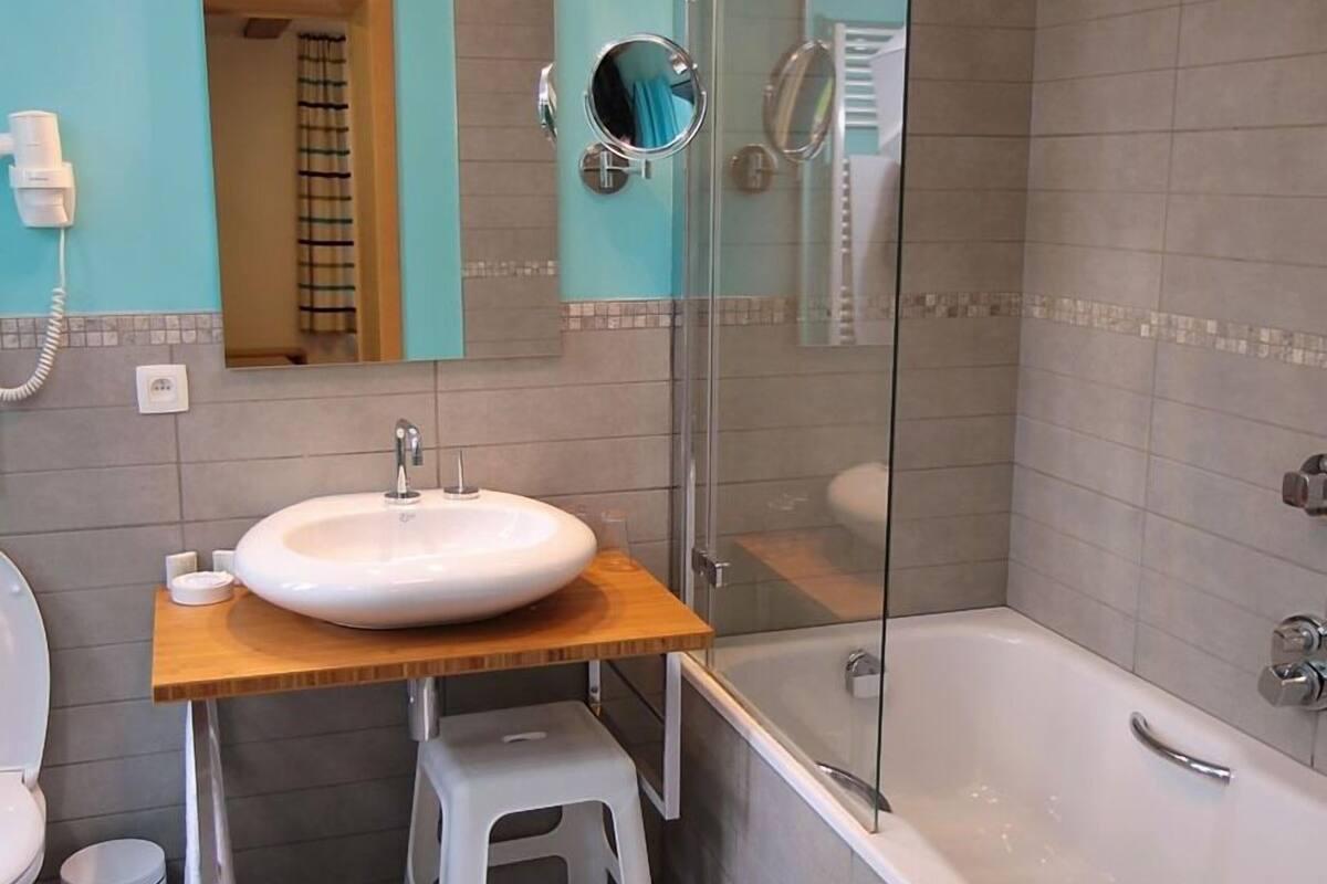 superior double room, ensuite | bathroom