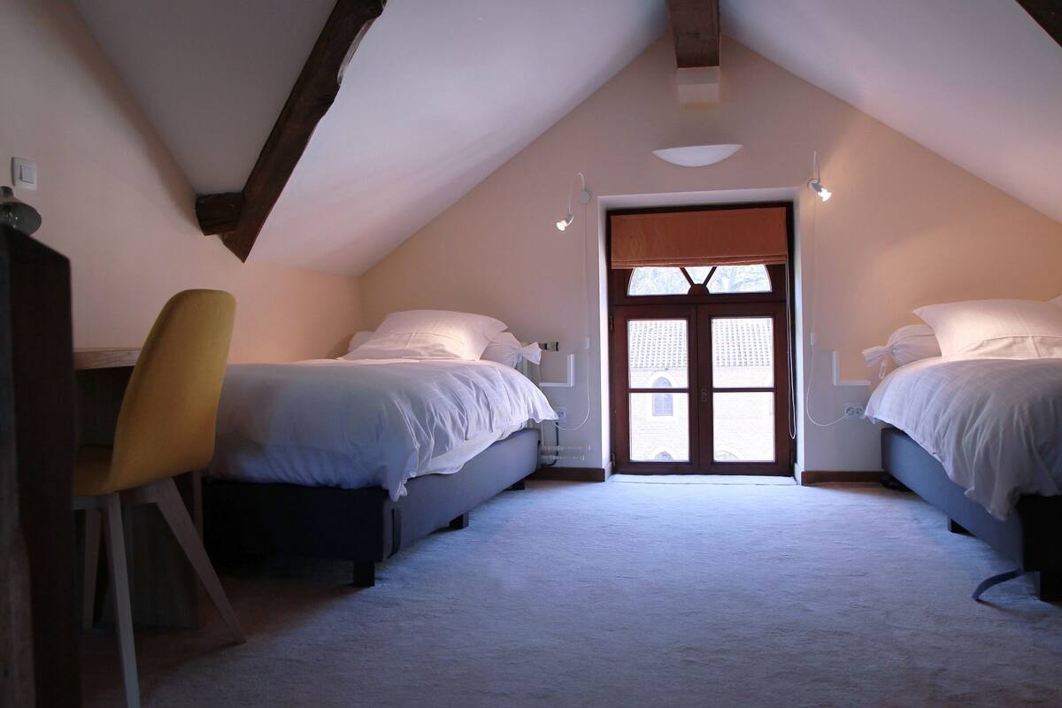 quadruple room, ensuite