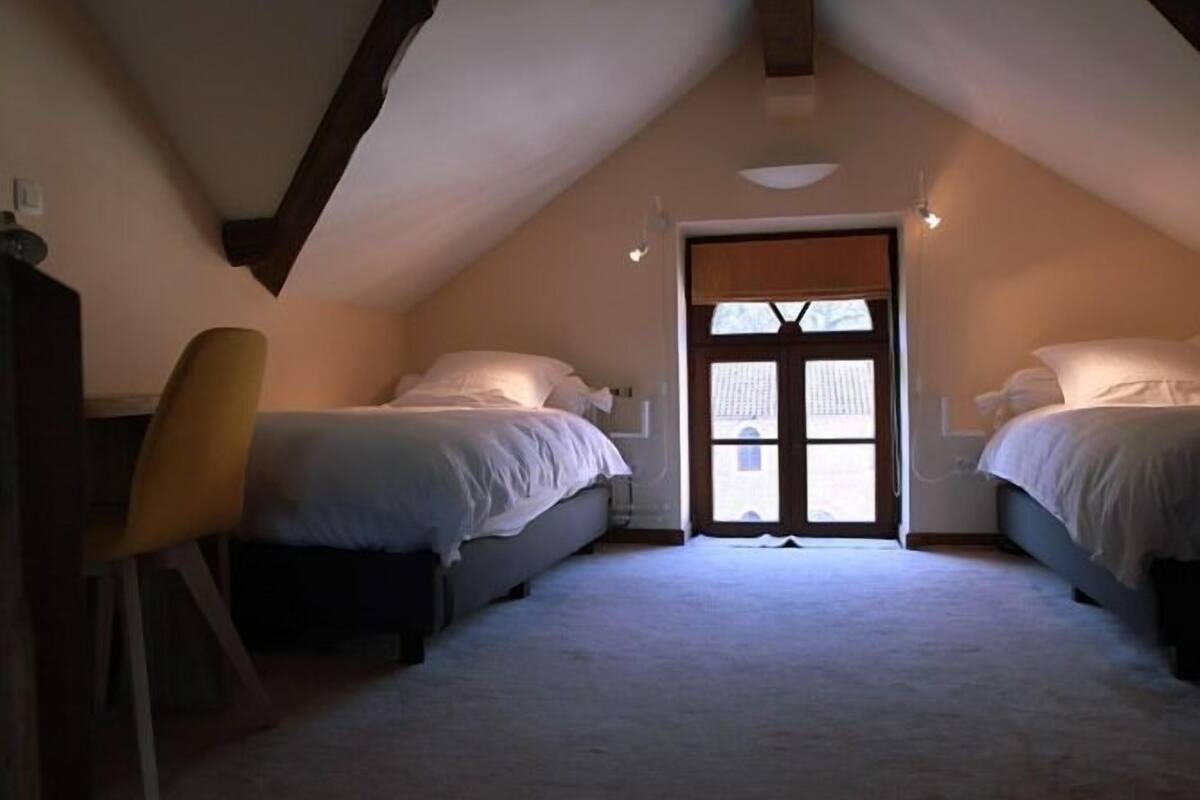 quadruple room, ensuite