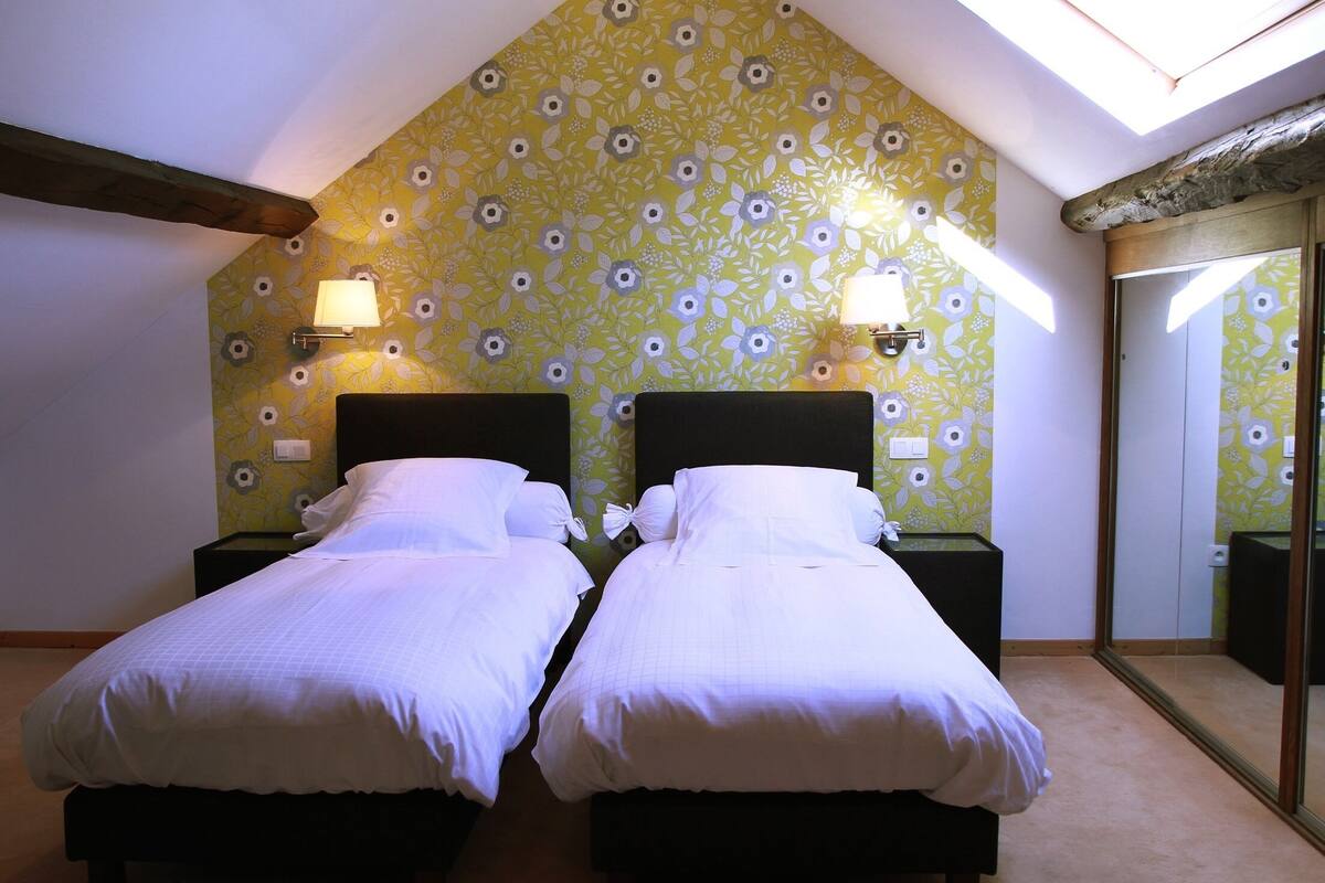 quadruple room, ensuite