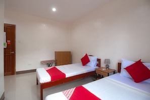 Habitación estándar con 2 camas individuales | Wifi gratis