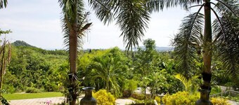 Sea Bayview Holiday Pool Villa