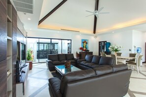 Fernseher, DVD-Player