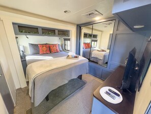 1 bedroom, Internet, bed sheets