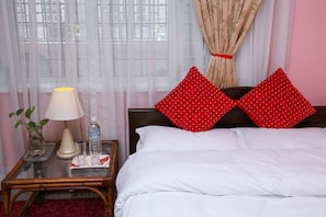 1 habitación, tabla de planchar con plancha, wifi y ropa de cama
