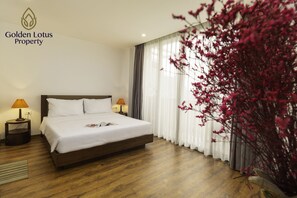 3 chambres, fer et planche à repasser, Wi-Fi, draps fournis