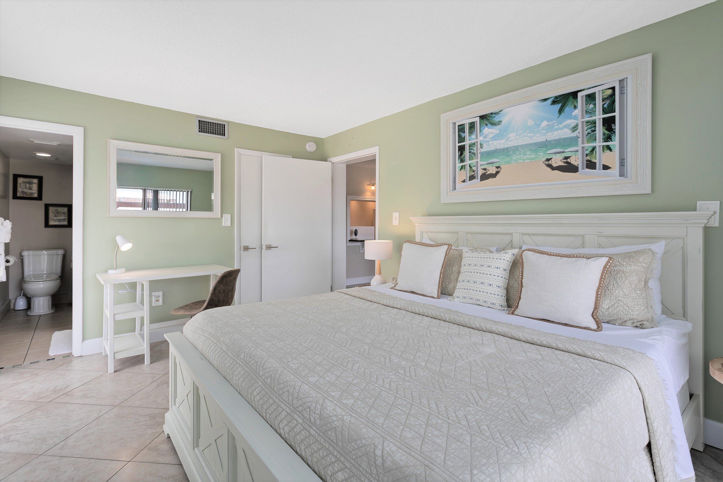 2 bedrooms, iron/ironing board, travel crib, free WiFi