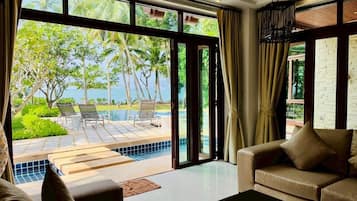 Smart TV, DVD player