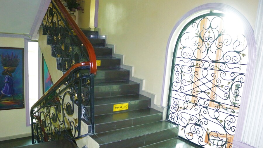 Emerald Hotel Annex