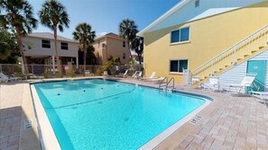 Unclassified image, 2 of 26, button