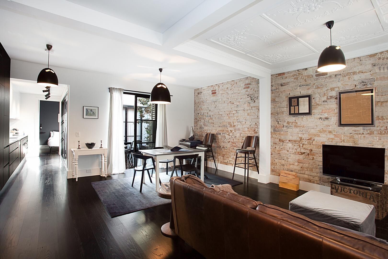 THE PADDINGTON (645H) - Stylish Cottage in Suave Paddington