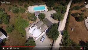 Exterior - Beautiful hilltop Trulli w/ POOL & A/C in almond & olive grove - TrulliVistas (Ostuni)