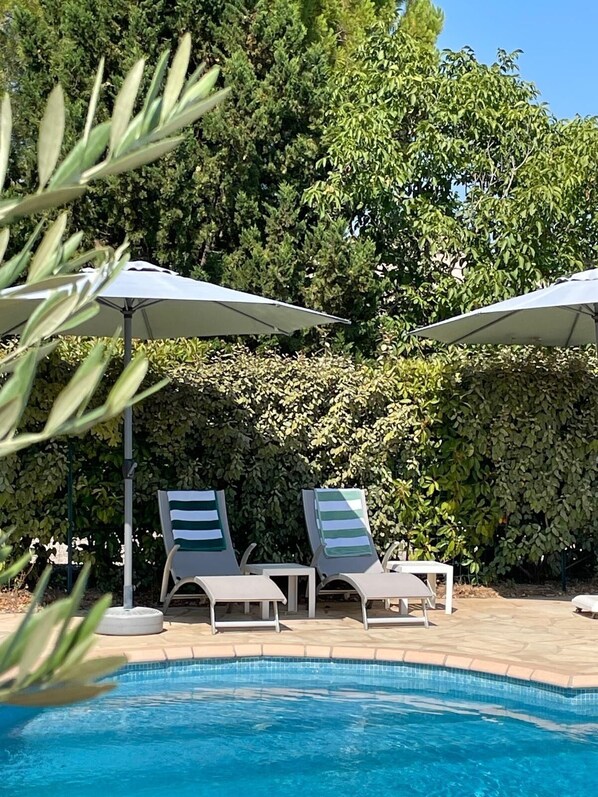 A heated pool - Secluded 5* rated villa with private heated pool and full air conditioning (Flayosc)