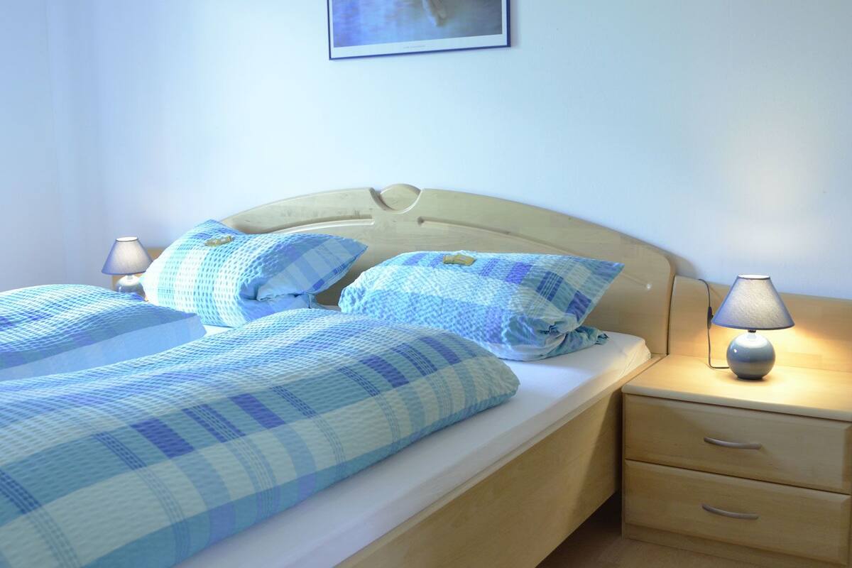 Desk, blackout curtains, free WiFi, individually decorated
