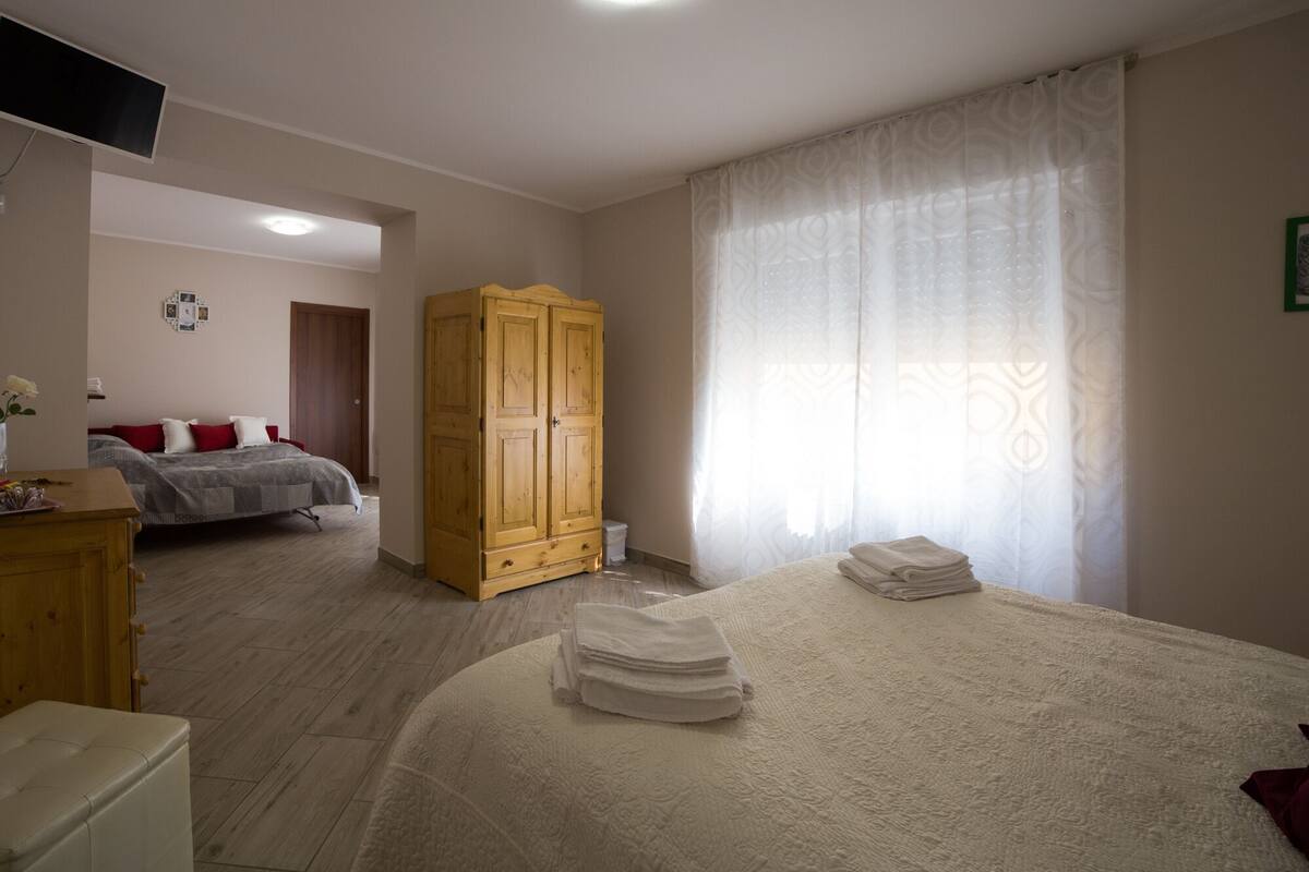 Down duvets, blackout curtains, soundproofing, free WiFi
