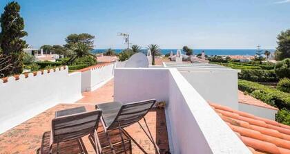 VILLA JARAMA - Tyylikäs moderni huvila lähellä rantaa