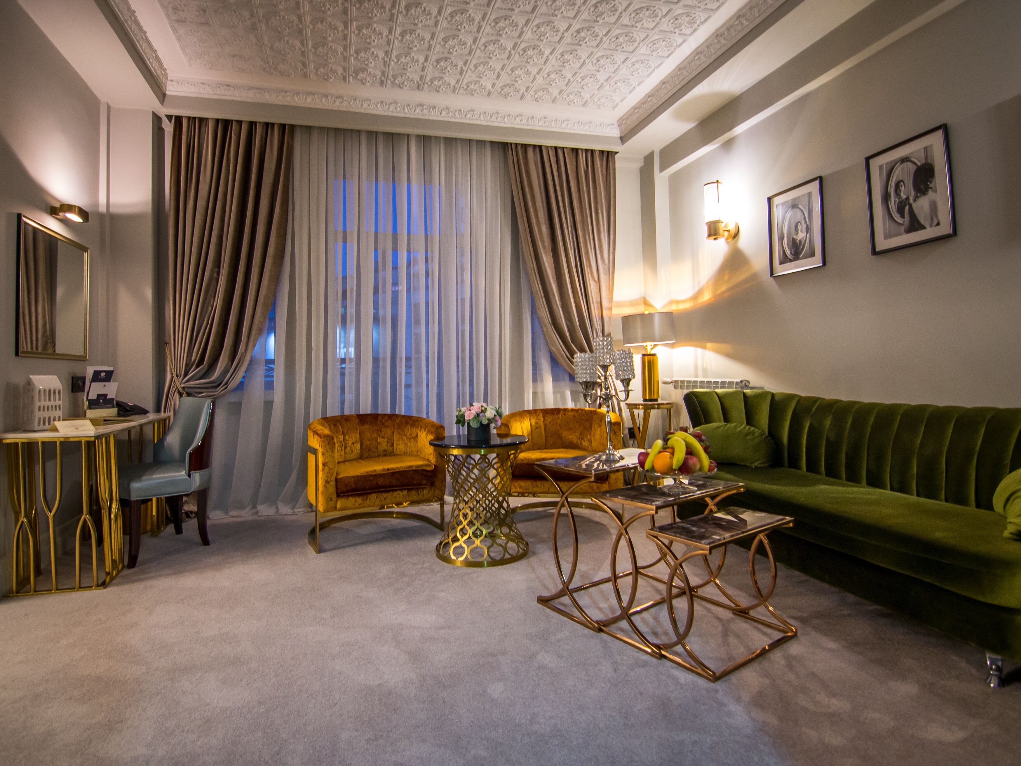 executive suite | 2 bedrooms, minibar, in-room safe, individually decorated