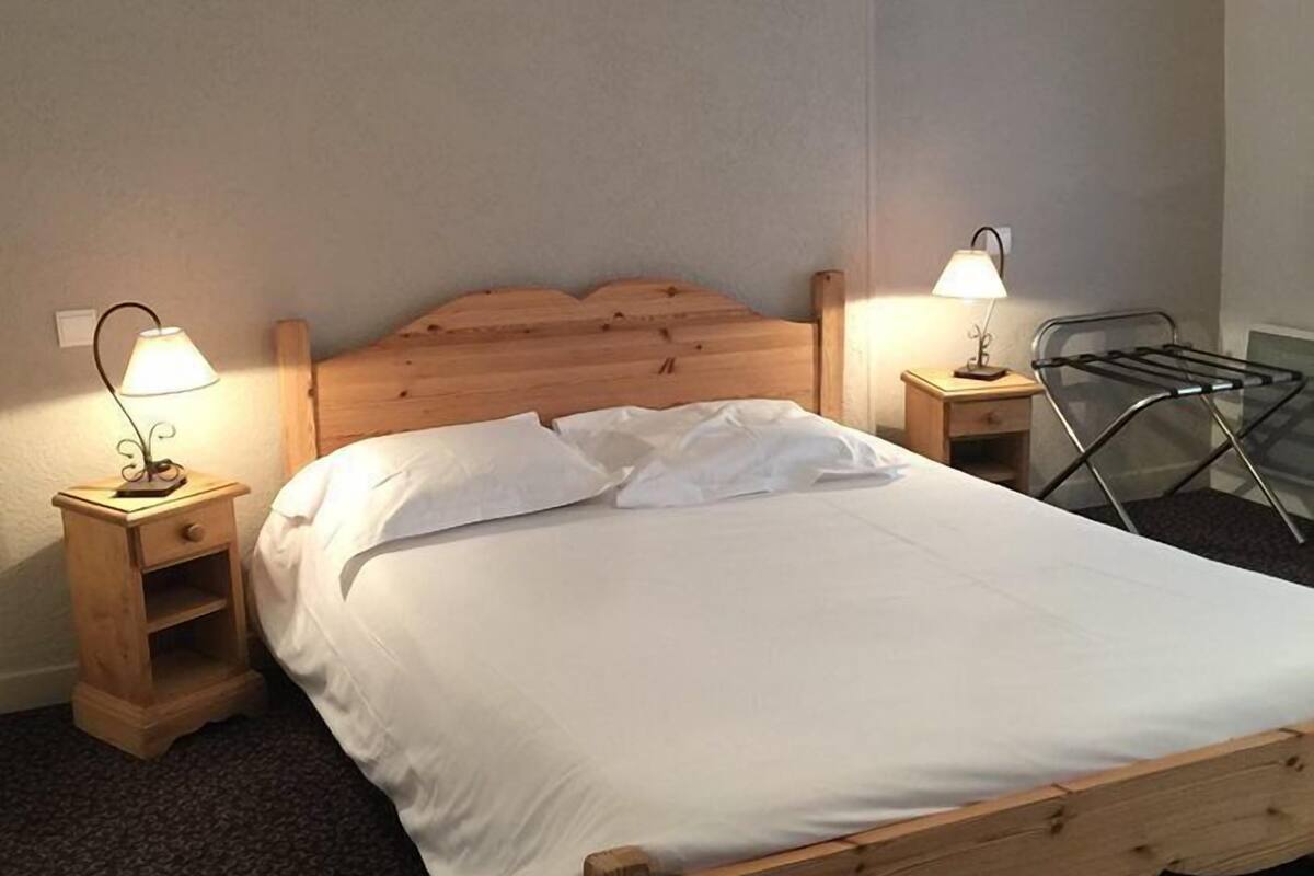 Iron/ironing board (on request), cribs (surcharge)