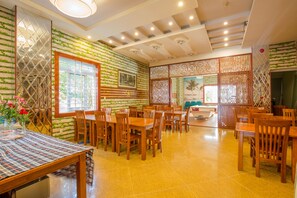 Restaurant - Seika Hotel (Ho Chi Minh City)
