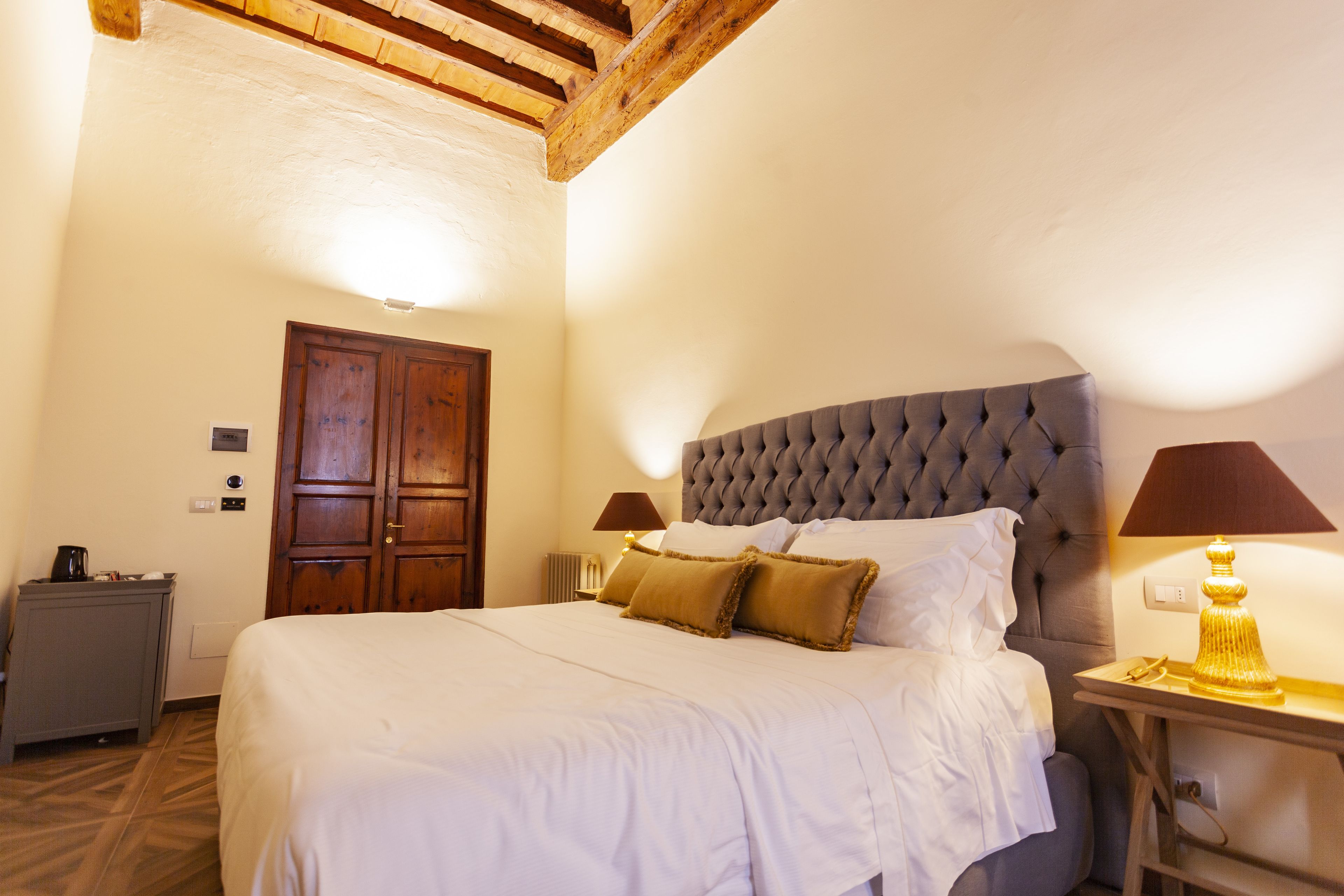 Standard Double or Twin Room | Minibar, in-room safe, desk, blackout curtains