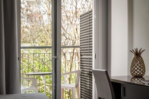 1 quarto, escrivaninha, Wi-Fi (sobretaxa), roupa de cama