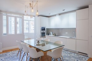Fridge, microwave, oven, dishwasher