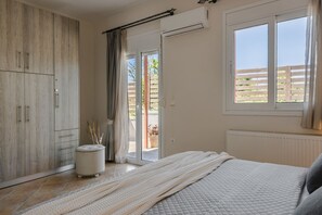3 chambres, fer et planche Ă repasser, Wi-Fi gratuit, draps fournis