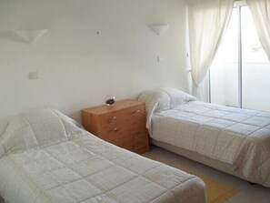 2 bedrooms, in-room safe, iron/ironing board, travel crib