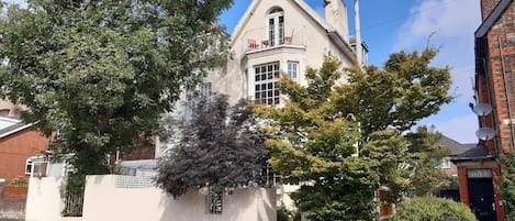 Fachada del alojamiento