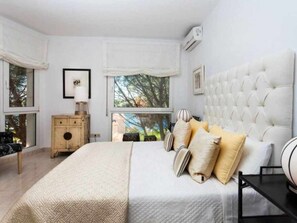 3 dormitorios, tabla de planchar con plancha, wifi gratis y ropa de cama
