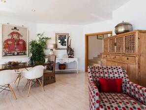 Interior - VILLA LANTANA - Class and style with incredible views over Mahon harbour (Mao)