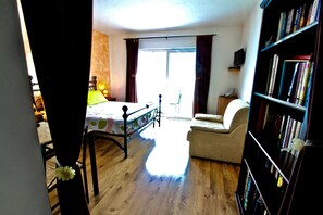 Panoramic Double Room, Ensuite (Raffa) | Free WiFi - Nest on the Lake (Lezzeno)