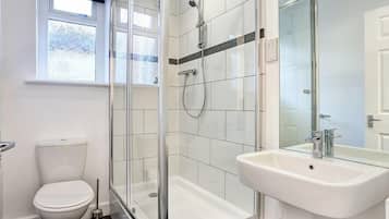 Kamar Double, ensuite | Kamar mandi