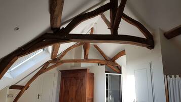 Maison Exclusive, salle de bains privée, vue jardin (Gßte La Haute Cormerie)