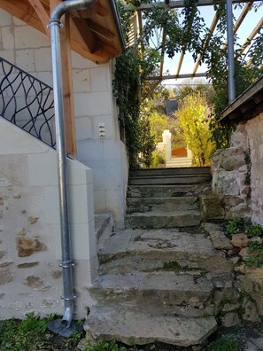 Exclusive House, Private Bathroom, Garden View (Gîte La Haute Cormerie) | Exterior - Gîte La Haute Cormerie (Gennes-Val-de-Loire)