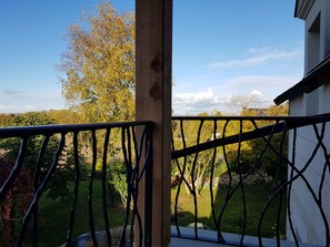 Casa Exclusive, bagno privato, vista giardino (Gîte La Haute Cormerie) | Esterni