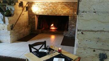 Lunch, dinner served; French cuisine, pool views