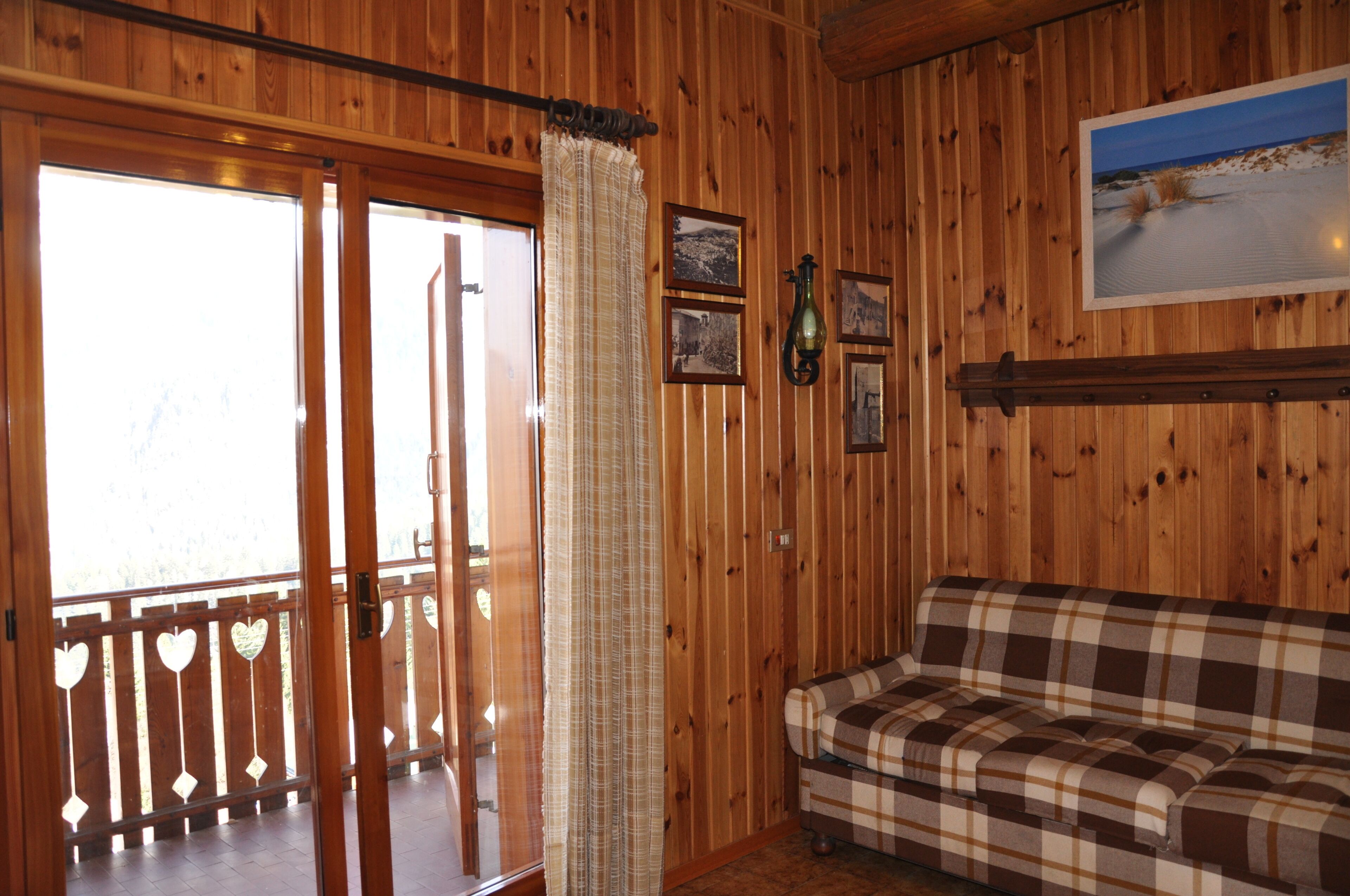 APARTMENT FOR 6 PEOPLE