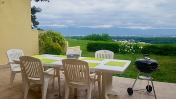 Terrace with BBQ