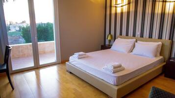 Luxury Villa, 5 Bedrooms, Private Pool | 5 bedrooms, desk, blackout curtains, soundproofing