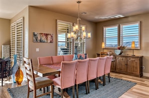 House, Multiple Beds (The Nest) | In-room dining