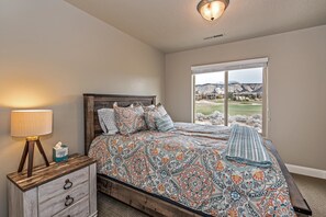 Huis, Meerdere bedden (Desert Escape) | 3 slaapkamers, een strijkplank/strijkijzer, wifi, beddengoed