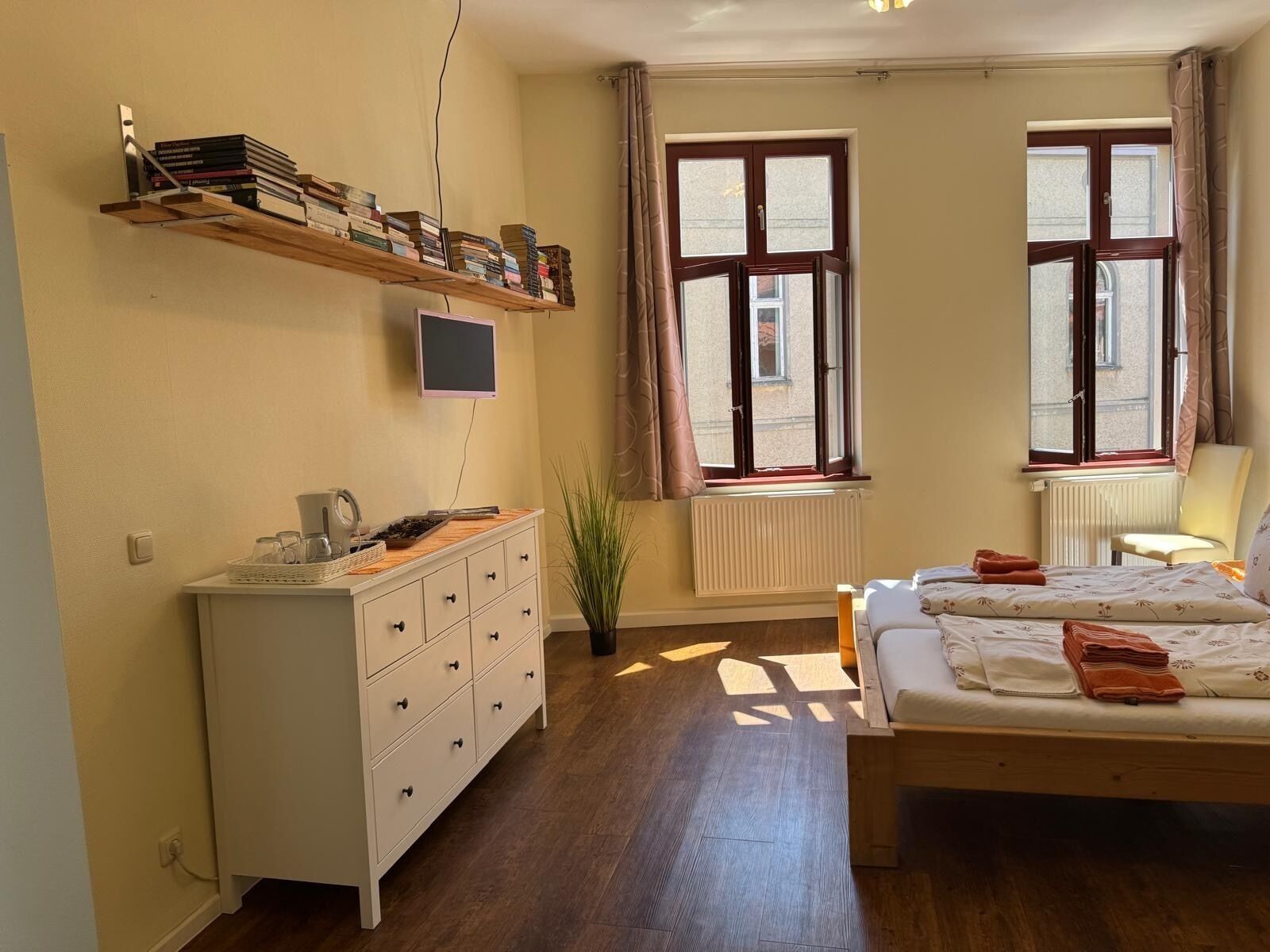 Standard Suite, Private Bathroom, River View | Room amenity